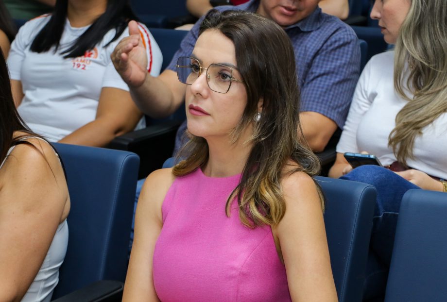 PRESTAÇÃO DE CONTAS – Prefeitura promoveu Audiência Pública com dados dos investimentos, desafios e conquistas na área da Saúde PRESTAÇÃO DE CONTAS – Prefeitura promoveu Audiência Pública com dados dos investimentos, desafios e conquistas na área da Saúde