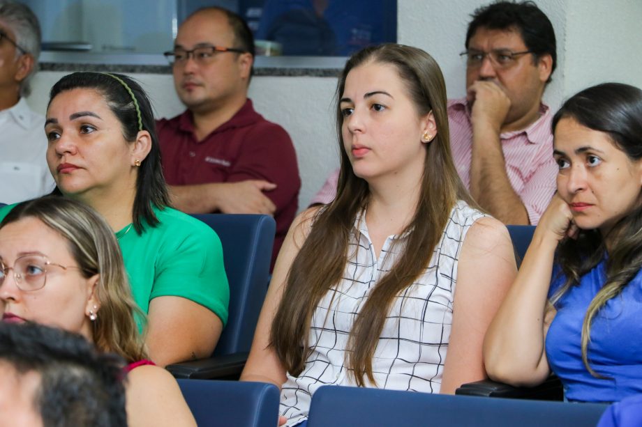 PRESTAÇÃO DE CONTAS – Prefeitura promoveu Audiência Pública com dados dos investimentos, desafios e conquistas na área da Saúde PRESTAÇÃO DE CONTAS – Prefeitura promoveu Audiência Pública com dados dos investimentos, desafios e conquistas na área da Saúde