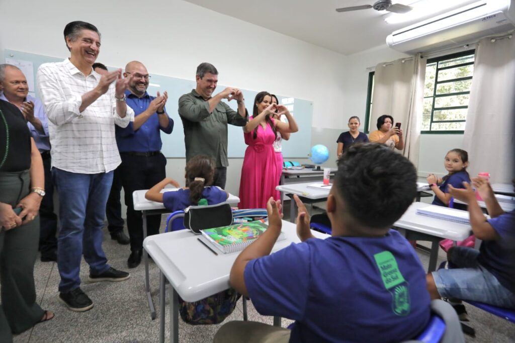 Miranda recebe pacote de obras do Governo de MS com escola, creche e Corpo de Bombeiros