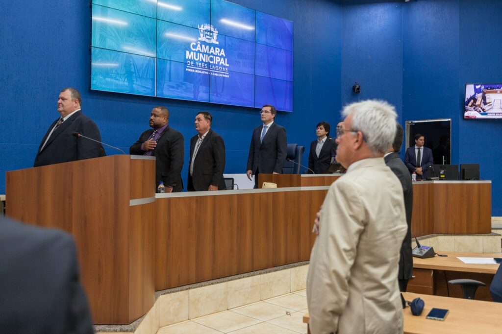 Vereadores iniciam trabalho legislativo com devolução de recursos e garantia de mais obras na cidade Vereadores iniciam trabalho legislativo com devolução de recursos e garantia de mais obras na cidade