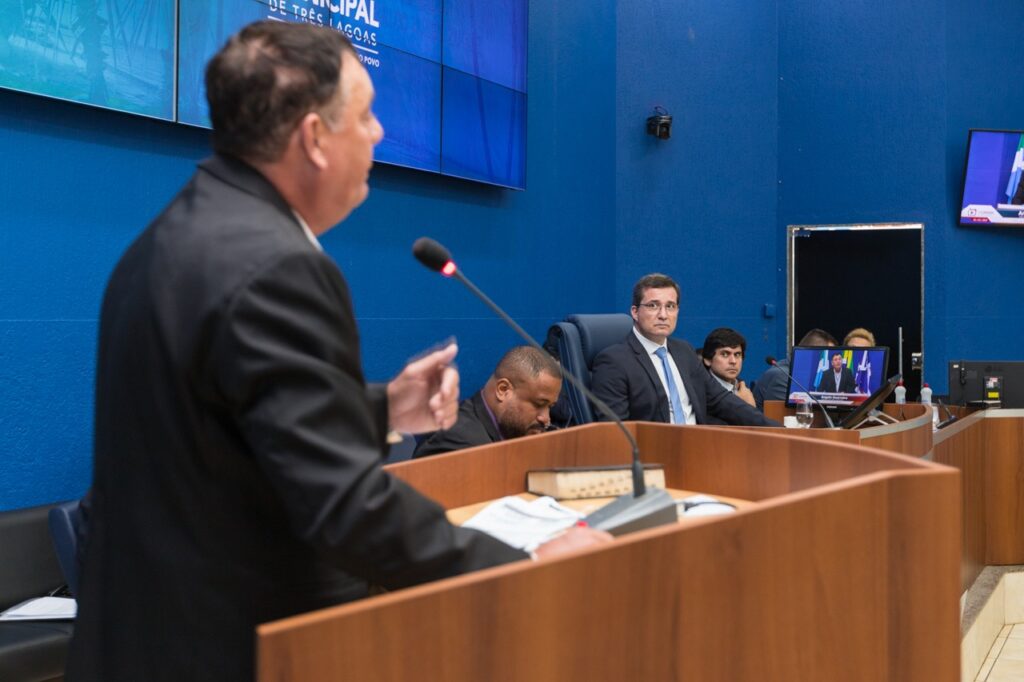 Vereadores iniciam trabalho legislativo com devolução de recursos e garantia de mais obras na cidade Vereadores iniciam trabalho legislativo com devolução de recursos e garantia de mais obras na cidade