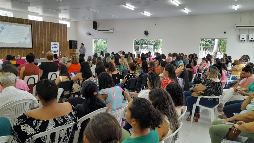 Prefeito Akira participa da abertura da Jornada Pedagógica 2024 Prefeito Akira participa da abertura da Jornada Pedagógica 2024