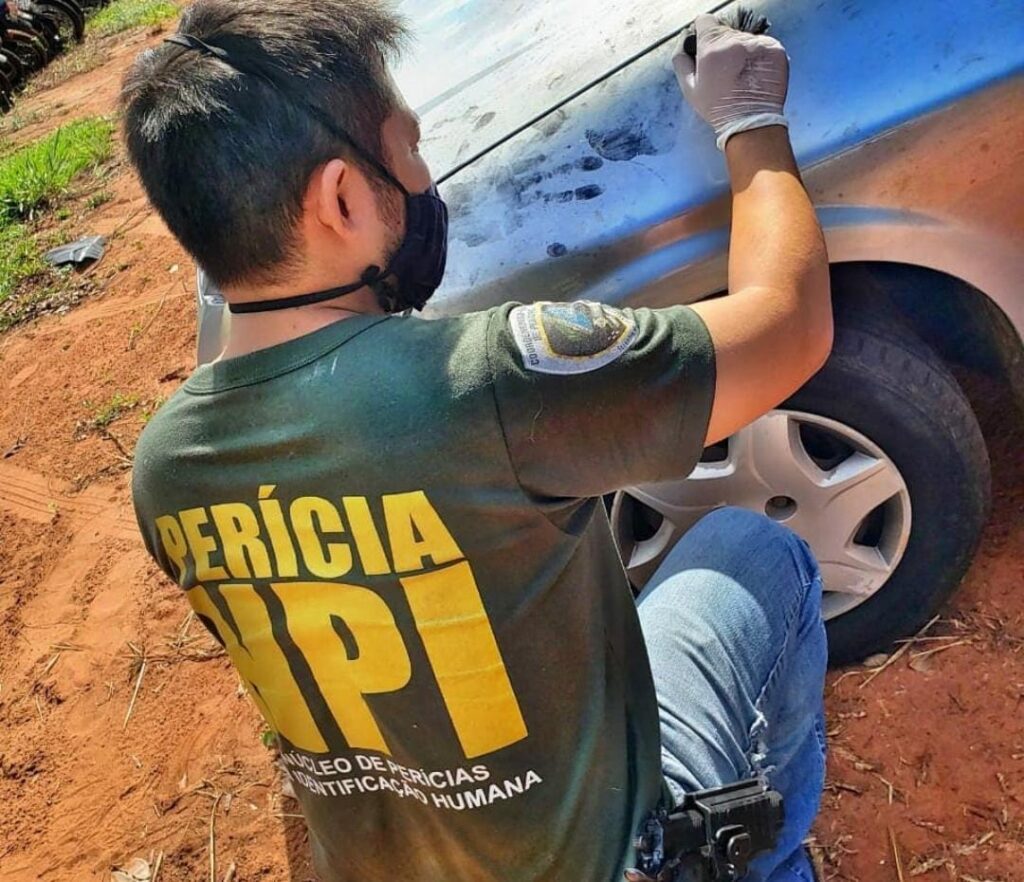 CASOS DESAFIADORES: Trabalho de peritos papiloscopistas de MS é referência para o País CASOS DESAFIADORES: Trabalho de peritos papiloscopistas de MS é referência para o País