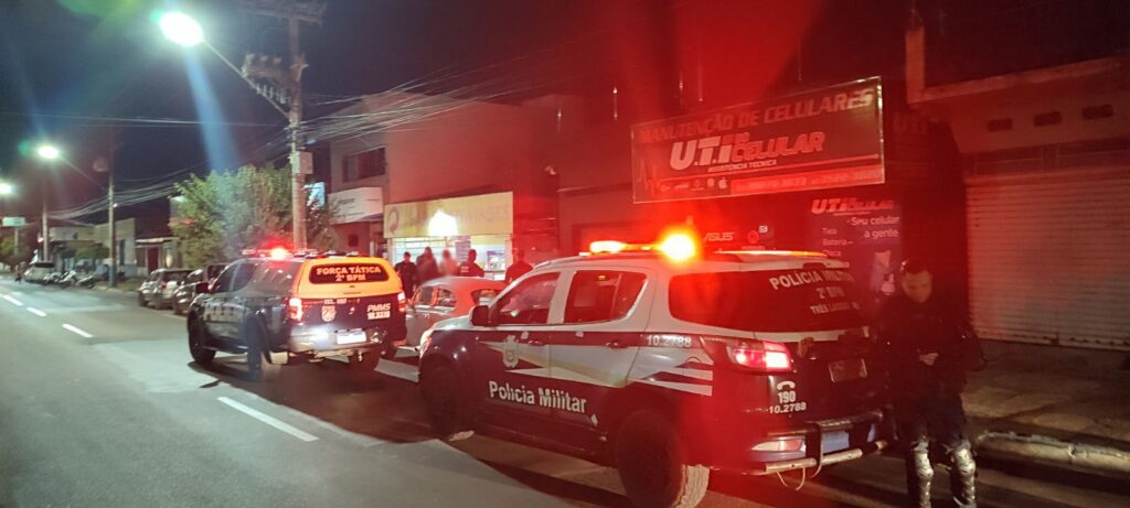 172 pessoas são abordadas durante Operação "Tranquilidade Pública" na noite de quinta em Três Lagoas 172 pessoas são abordadas durante Operação "Tranquilidade Pública" na noite de quinta em Três Lagoas