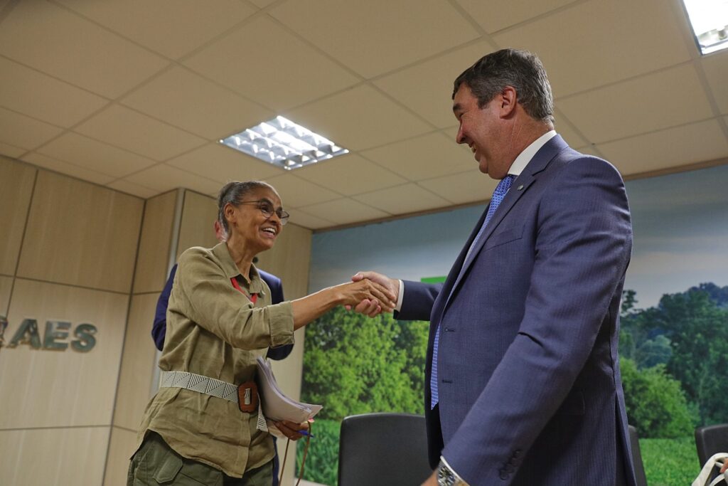 Setor florestal e expansão econômica de MS são destacados em lançamento de plano nacional Setor florestal e expansão econômica de MS são destacados em lançamento de plano nacional