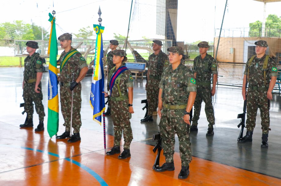 Prefeitura realiza entrega de certificados de dispensa do Serviço Militar