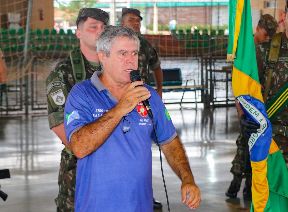 Prefeitura realiza entrega de certificados de dispensa do Serviço Militar