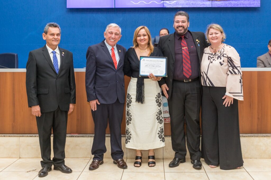 Rotarianos são homenageados em solenidade