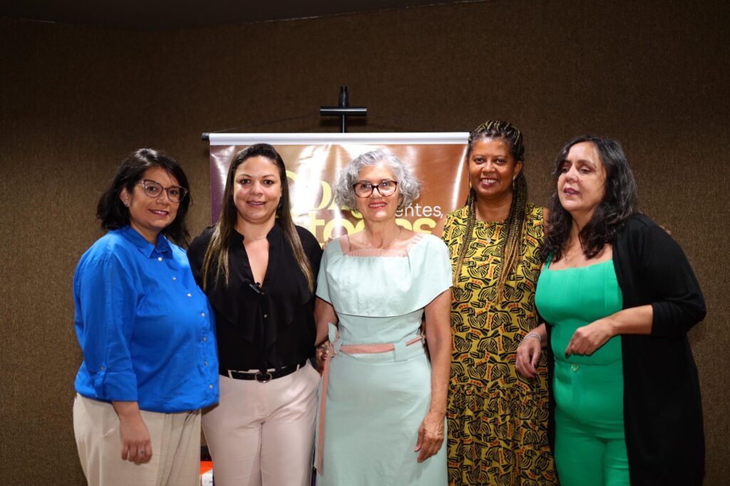 Encontro destaca a importância de políticas públicas para as mulheres no Mato Grosso do Sul Encontro destaca a importância de políticas públicas para as mulheres no Mato Grosso do Sul