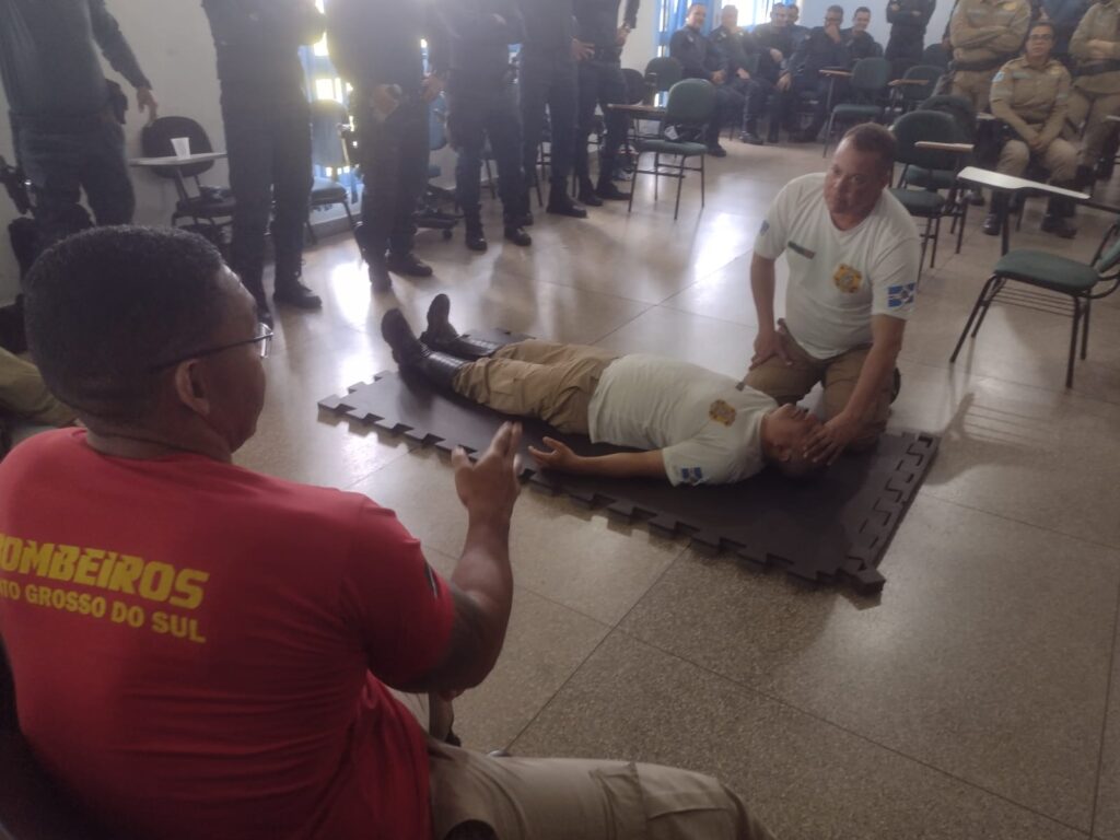 Secretária geral e CPA 2 capacitam agentes de trânsitos e PMs para atendimentos de primeiros socorros Secretária geral e CPA 2 capacitam agentes de trânsitos e PMs para atendimentos de primeiros socorros