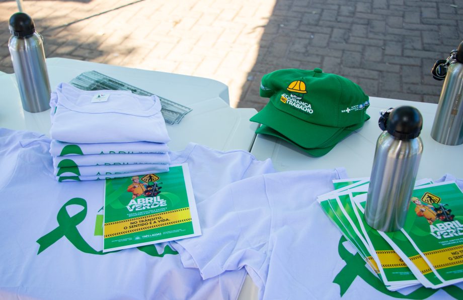 Mais uma ação em alusão ao Abril Verde destacou prevenção de acidentes de trânsito durante o trabalho Mais uma ação em alusão ao Abril Verde destacou prevenção de acidentes de trânsito durante o trabalho