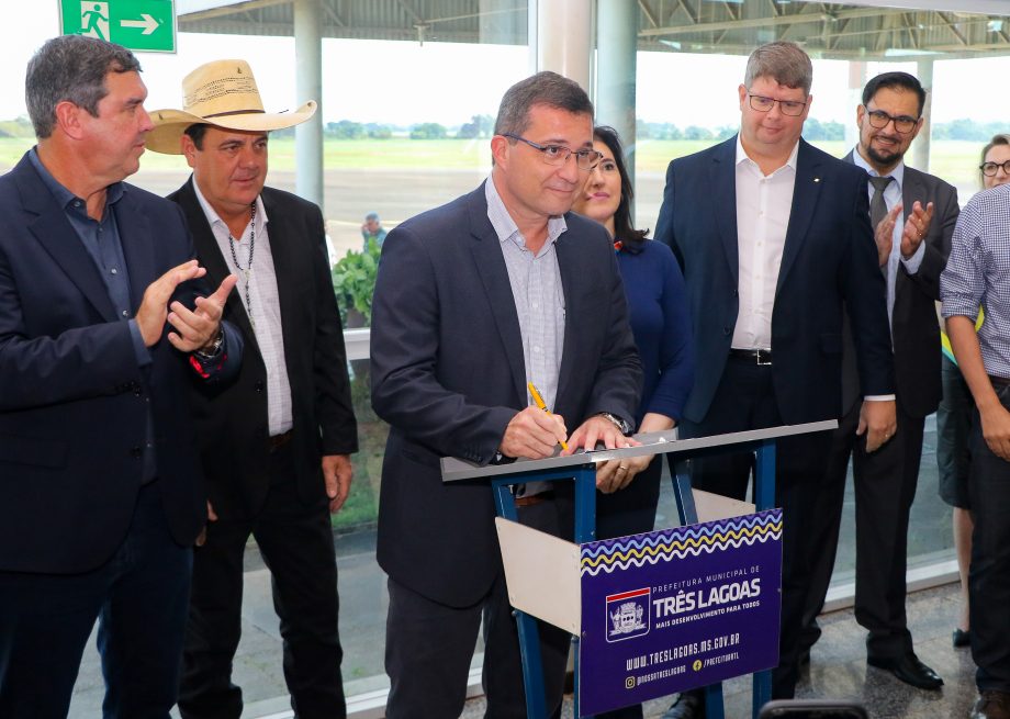 Guerreiro e Simone Tebet anunciam R$ 120 milhões para obras de infraestrutura em Três Lagoas Guerreiro e Simone Tebet anunciam R$ 120 milhões para obras de infraestrutura em Três Lagoas