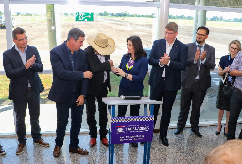 Guerreiro e Simone Tebet anunciam R$ 120 milhões para obras de infraestrutura em Três Lagoas Guerreiro e Simone Tebet anunciam R$ 120 milhões para obras de infraestrutura em Três Lagoas