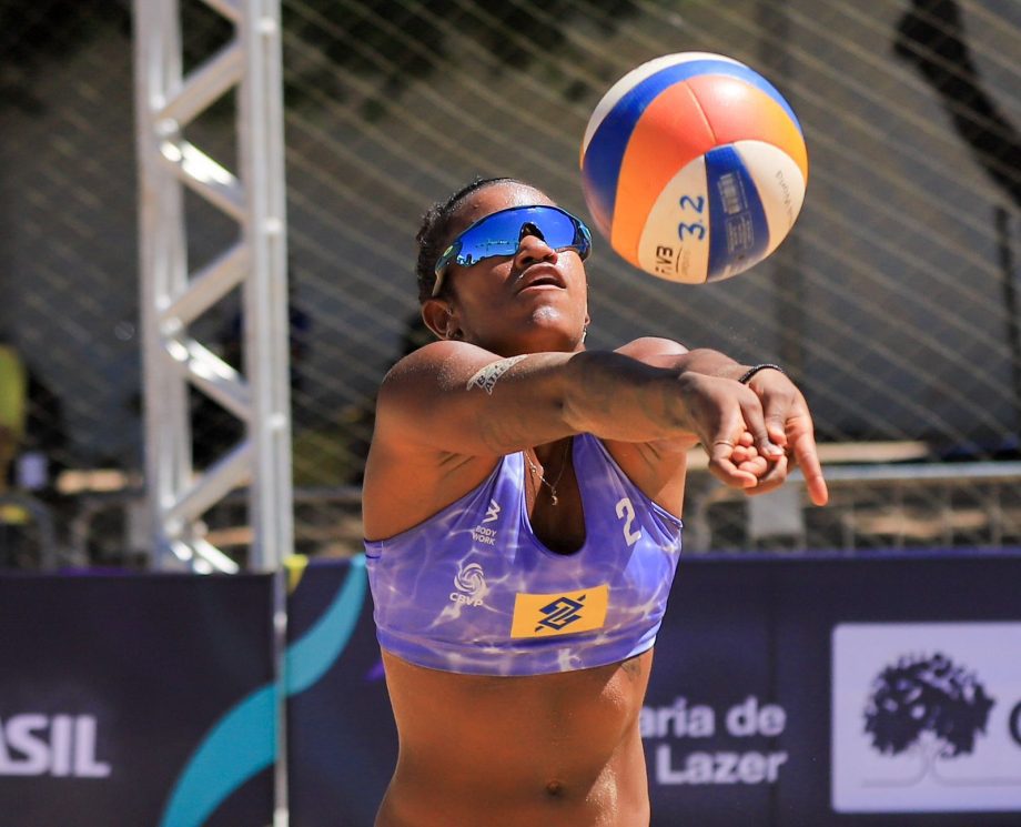 Atleta de TL conquista 4º lugar na etapa de Brasília de vôlei de praia; torneio reuniu as 16 melhores duplas do país