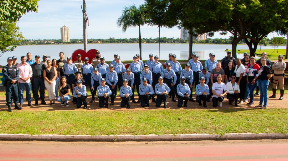 SEMANA MUNICIPAL DE TRÂNSITO – Deptran realizou passeio ciclístico e blitz educativa com estudantes