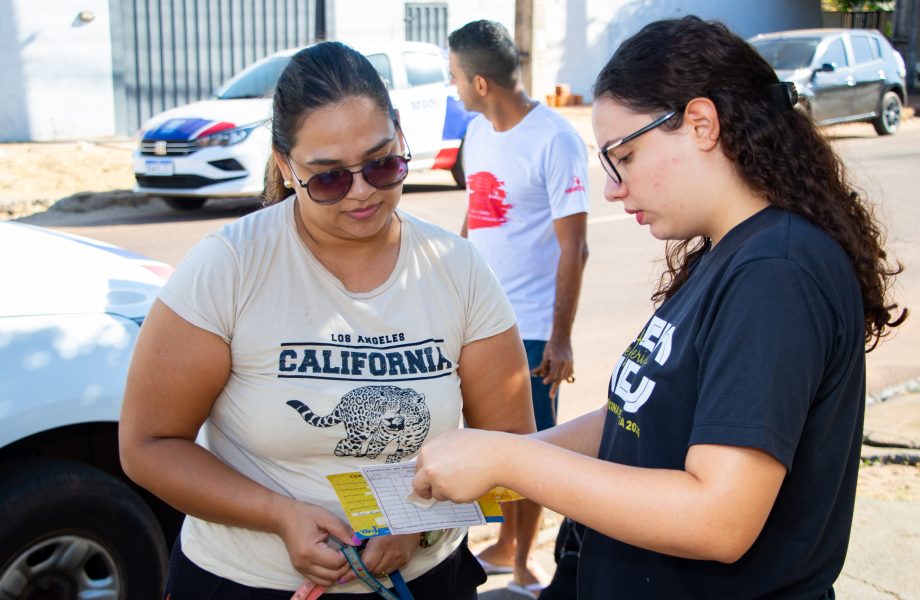 ENCOLEIRA CÃO – SMS promoveu plantão de atendimento no bairro Santa Júlia