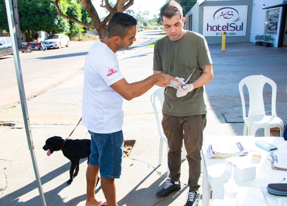 ENCOLEIRA CÃO – SMS promoveu plantão de atendimento no bairro Santa Júlia