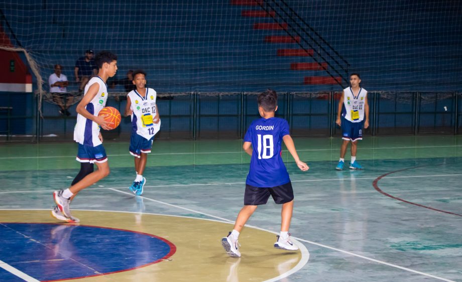 Escola Dom Aquino é a campeã do basquete masculino e feminino do JETs Sub-14