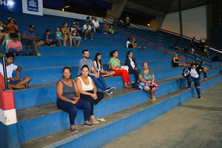 Escolas Parque São Carlos e LULOCA são as campeãs de handebol do JETs Sub-14