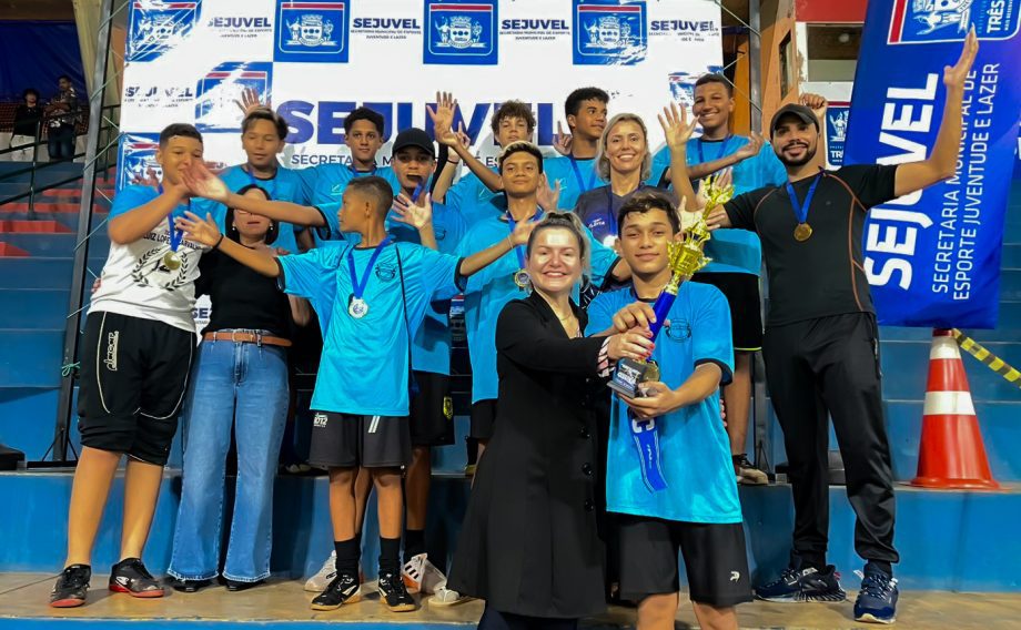 Escolas Parque São Carlos e LULOCA são as campeãs de handebol do JETs Sub-14