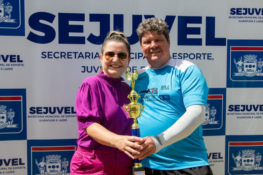 Escolas Dom Aquino e Bom Jesus são as campeãs do atletismo do JETs Sub-14 Escolas Dom Aquino e Bom Jesus são as campeãs do atletismo do JETs Sub-14