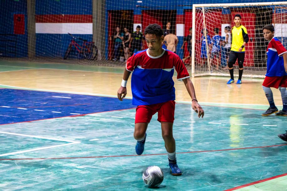 Escola LULOCA é campeã do futsal masculino do JETs Sub-14