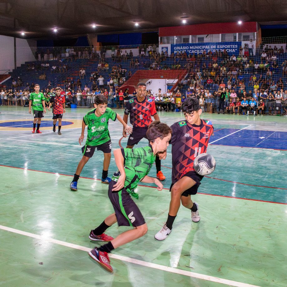 Escola LULOCA é campeã do futsal masculino do JETs Sub-14