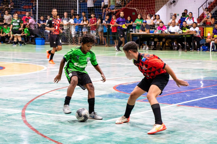 Escola LULOCA é campeã do futsal masculino do JETs Sub-14