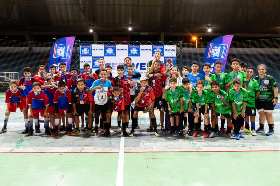 Escola LULOCA é campeã do futsal masculino do JETs Sub-14