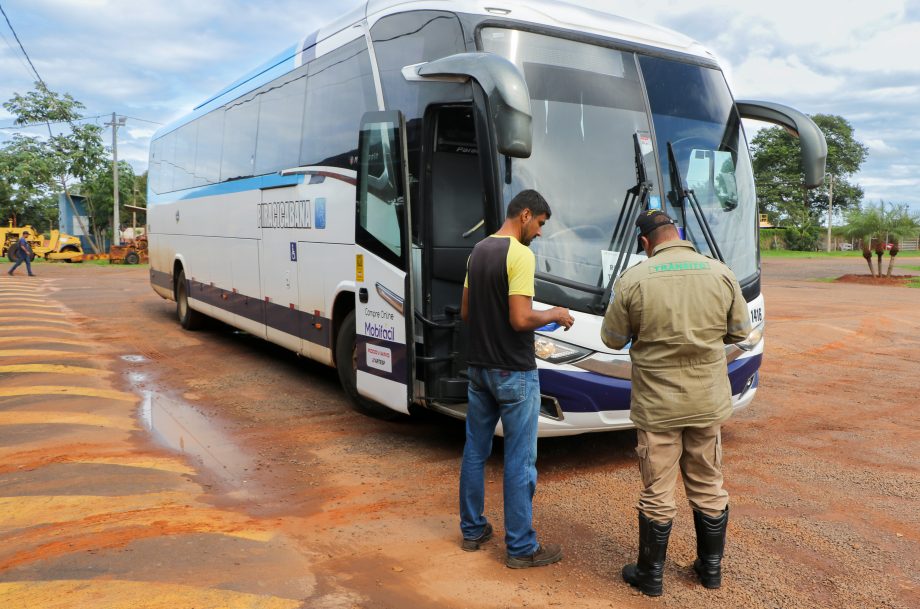 BAIXA PROCURA – Empresas de transporte coletivo em regime de fretamento têm até o final deste mês para realizar vistoria anual