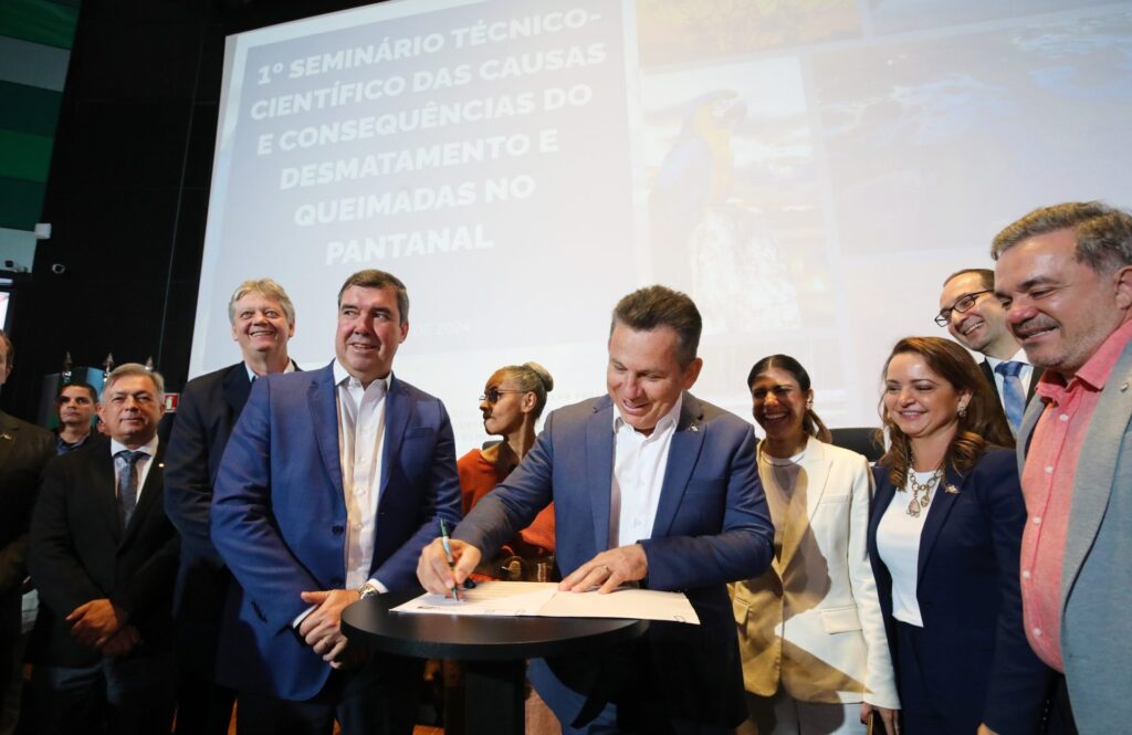 Para desenvolvimento sustentável do Pantanal, MS e MT formalizam cooperação com apoio do Ministério do Meio Ambiente Para desenvolvimento sustentável do Pantanal, MS e MT formalizam cooperação com apoio do Ministério do Meio Ambiente