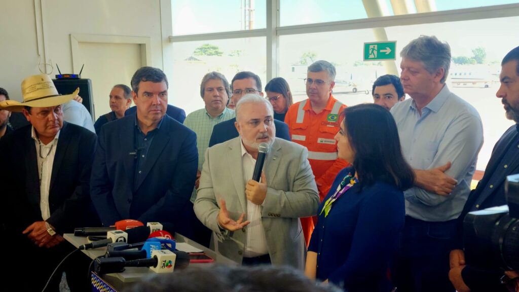 Presidente da Petrobras faz visita técnica à UFN3 e prevê start da unidade em 2026