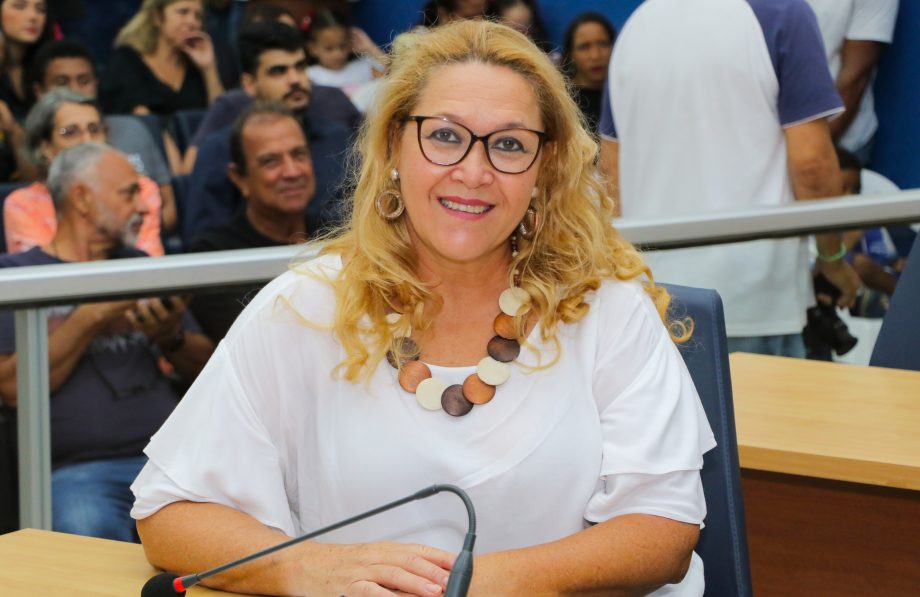 Prefeitura realiza 3ª posse de 2024, os 68 novos servidores vão atuar na SMS, SEMEC, SMAS, SEFIRC e Gabinete Prefeitura realiza 3ª posse de 2024, os 68 novos servidores vão atuar na SMS, SEMEC, SMAS, SEFIRC e Gabinete