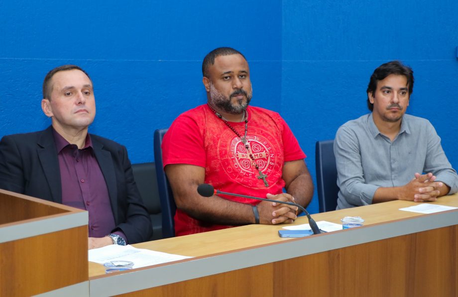 Prefeitura realiza 3ª posse de 2024, os 68 novos servidores vão atuar na SMS, SEMEC, SMAS, SEFIRC e Gabinete Prefeitura realiza 3ª posse de 2024, os 68 novos servidores vão atuar na SMS, SEMEC, SMAS, SEFIRC e Gabinete