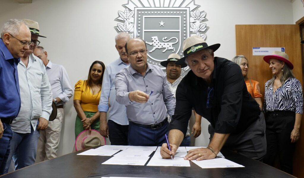 MS Ativo fortalece parcerias entre Governo de MS e mais quatro municípios com obras de infraestrutura