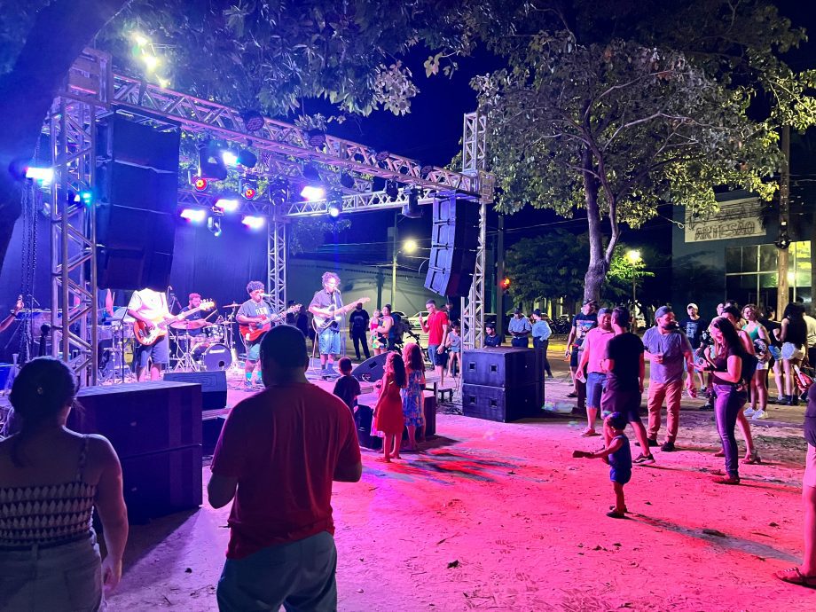AROC e a Diretoria de Cultura promoveram edição do Rock in Rua na Lagoa Maior; Veja fotos AROC e a Diretoria de Cultura promoveram edição do Rock in Rua na Lagoa Maior; Veja fotos