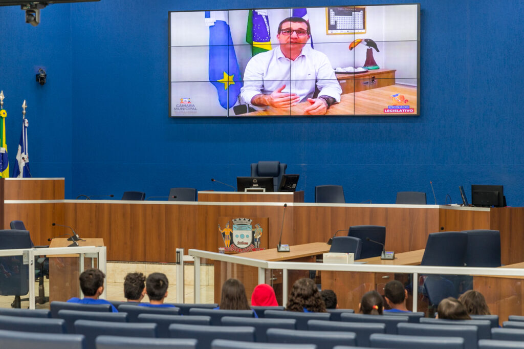 Projeto Visita Guiada recebe alunos da EM Joaquim Marques