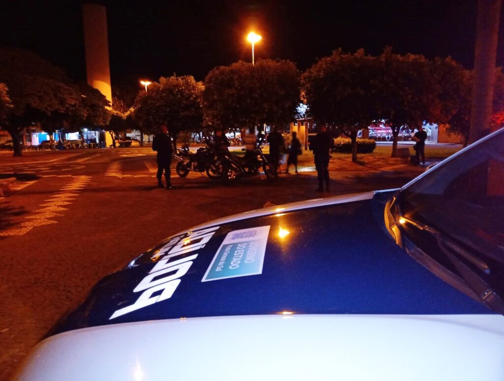 Operação Tranquilidade Pública em Três Lagoas aborda 17 pessoas e 10 veículos na noite de quarta-feira
