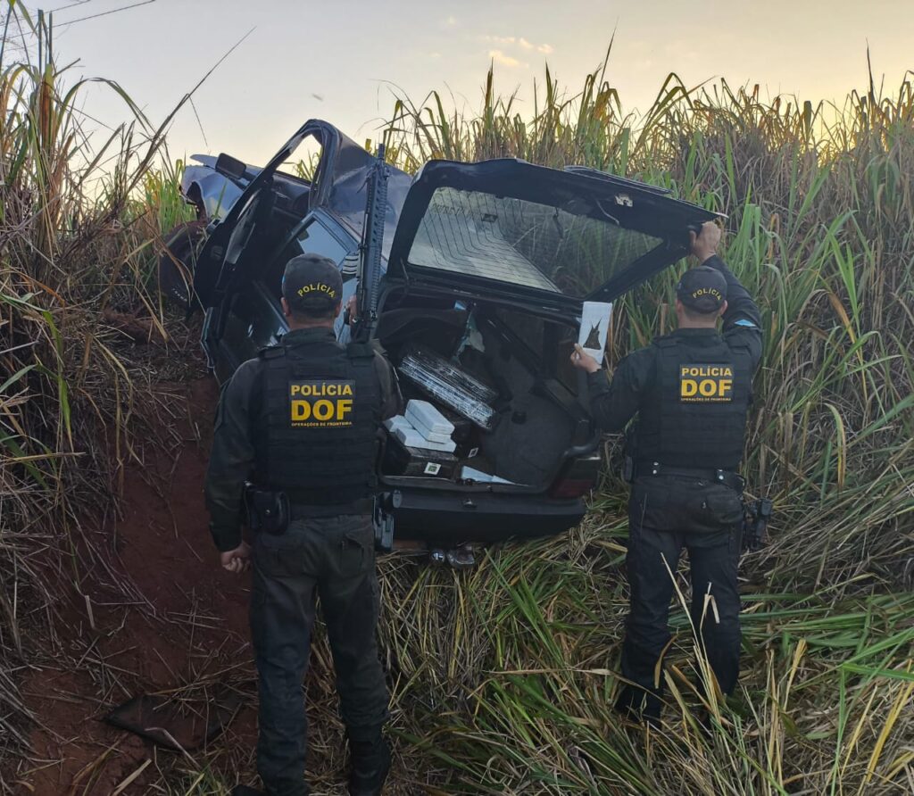 Veículo carregado com maconha é recuperado pelo DOF em Itaquiraí Veículo carregado com maconha é recuperado pelo DOF em Itaquiraí