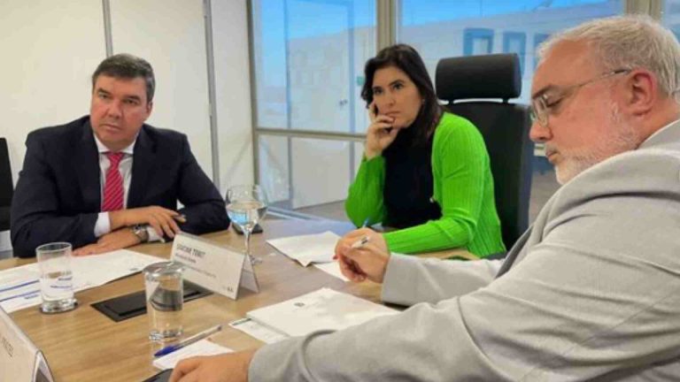 Simone e o presidente da Petrobras vem à Três Lagoas para inspecionar UFN3
