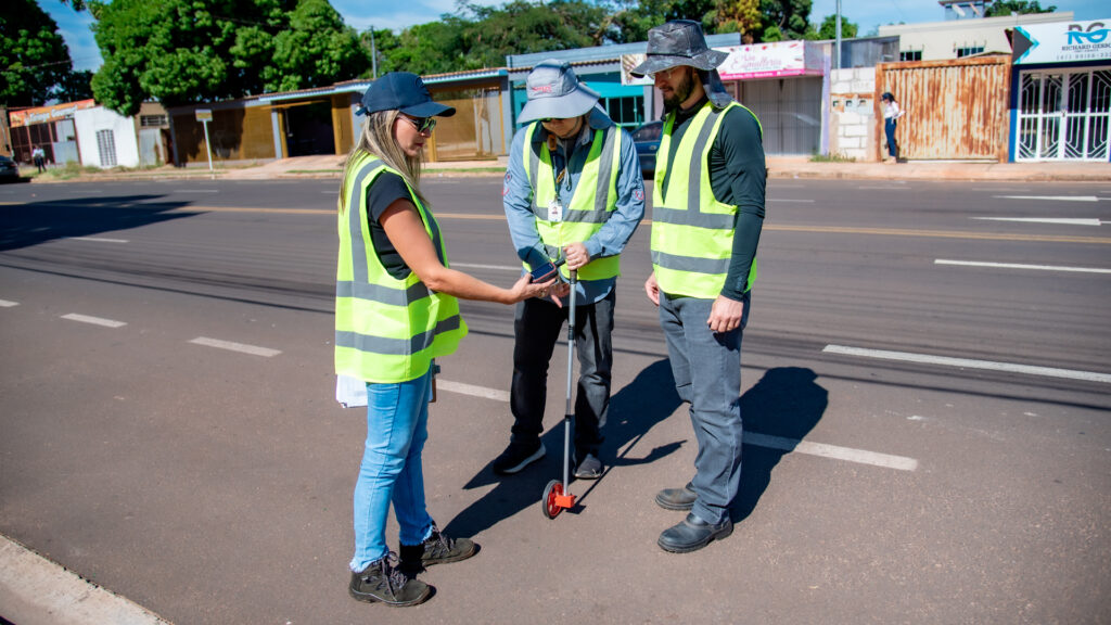 TCE-MS fiscaliza a qualidade de obras de pavimentação em Campo Grande TCE-MS fiscaliza a qualidade de obras de pavimentação em Campo Grande
