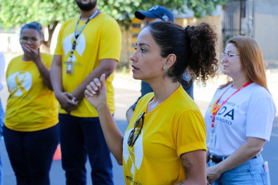 SEINTRA e Patrulha Mirim realizam blitz educativa em alusão ao “Maio Amarelo”