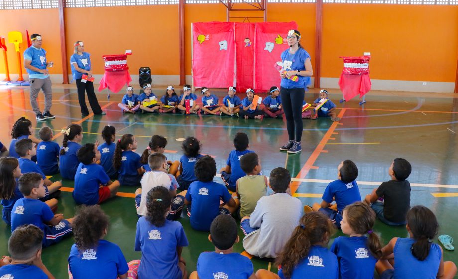 Dentistas da SMS levam arte ao atendimento odontológico nas Escolas Municipais de Três Lagoas