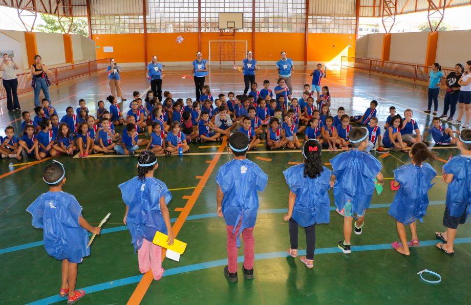 Dentistas da SMS levam arte ao atendimento odontológico nas Escolas Municipais de Três Lagoas