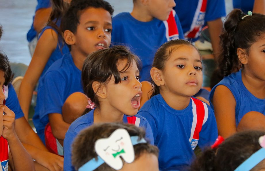 Dentistas da SMS levam arte ao atendimento odontológico nas Escolas Municipais de Três Lagoas