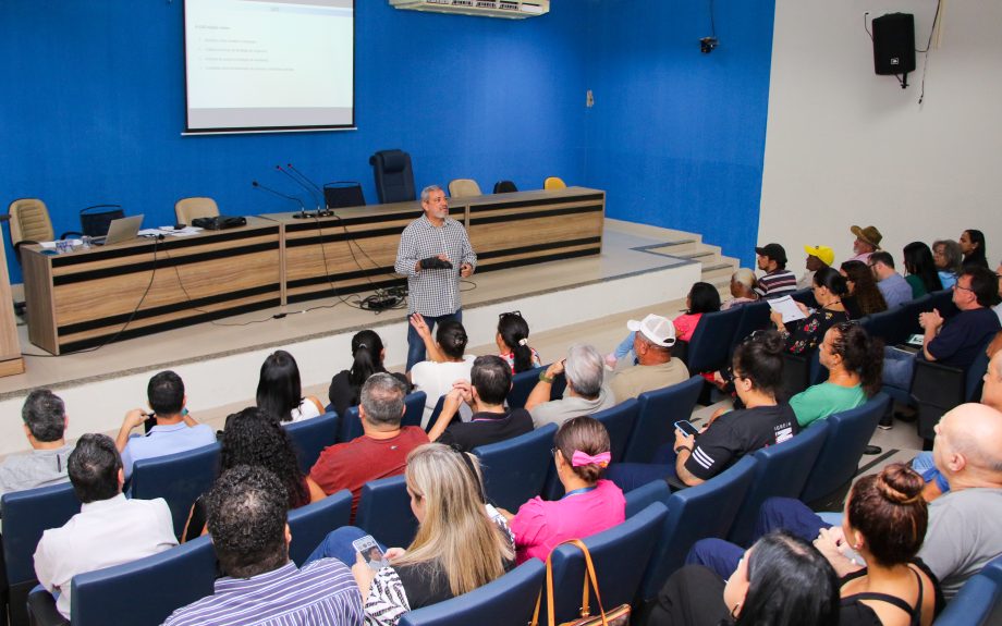 População participa da Audiência Pública do Projeto de Lei das Diretrizes Orçamentárias de 2025 (LDO) População participa da Audiência Pública do Projeto de Lei das Diretrizes Orçamentárias de 2025 (LDO)