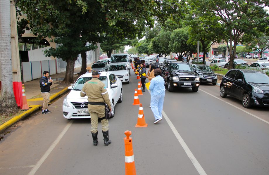 Blitz Educativa mobiliza comunidade para o Serviço Família Acolhedora da SMAS