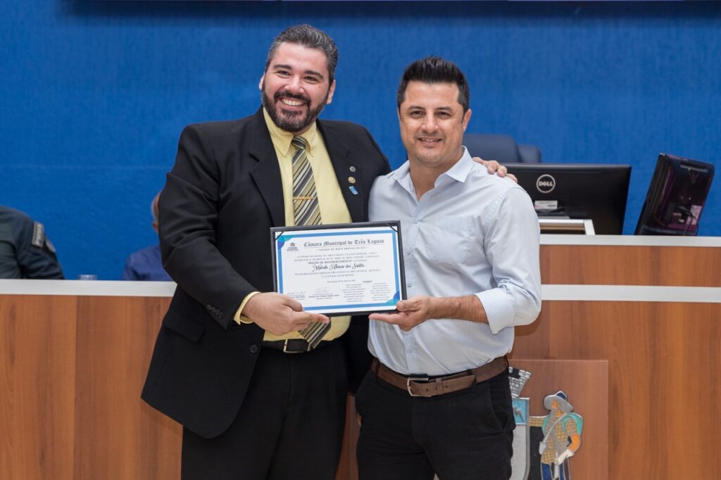 Câmara homenageia músicos com diploma de Mérito Cultural, títulos e moções Câmara homenageia músicos com diploma de Mérito Cultural, títulos e moções
