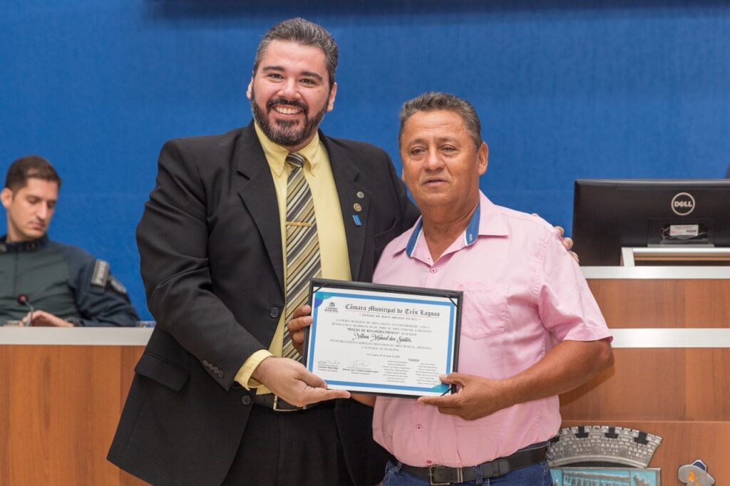 Câmara homenageia músicos com diploma de Mérito Cultural, títulos e moções Câmara homenageia músicos com diploma de Mérito Cultural, títulos e moções