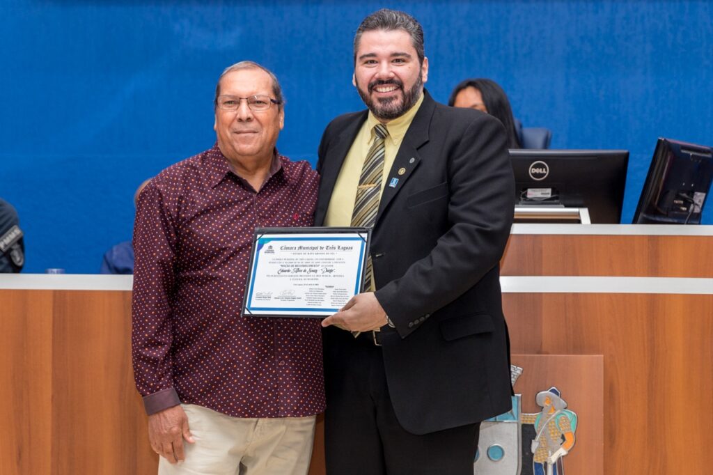 Câmara homenageia músicos com diploma de Mérito Cultural, títulos e moções Câmara homenageia músicos com diploma de Mérito Cultural, títulos e moções